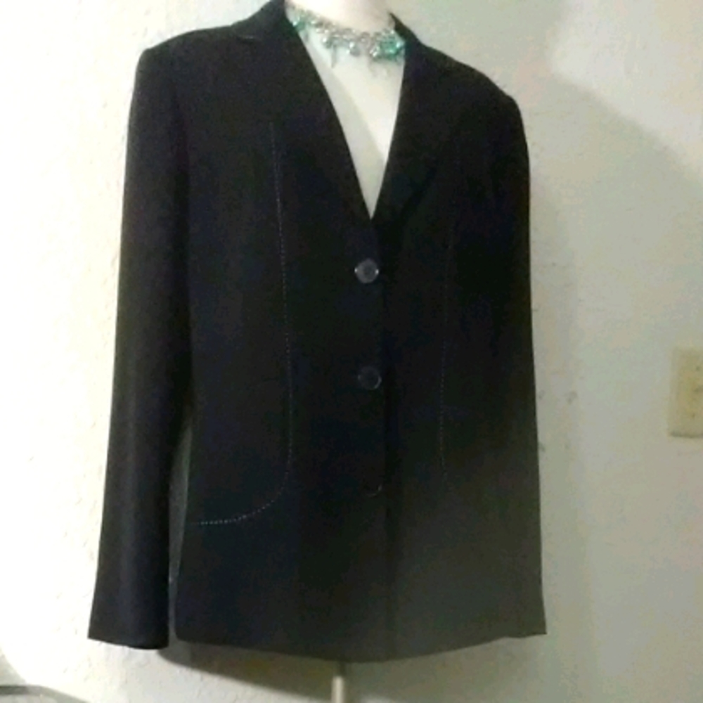 Jessica McClintock black suit jacket - Picture 2 of 16